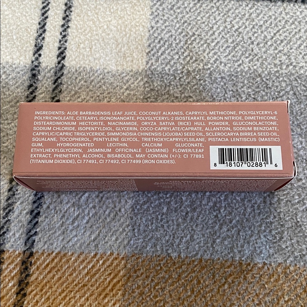 ILIA True Skin Serum Foundation - SF.5 Sable (#3) - Picture 3 of 3